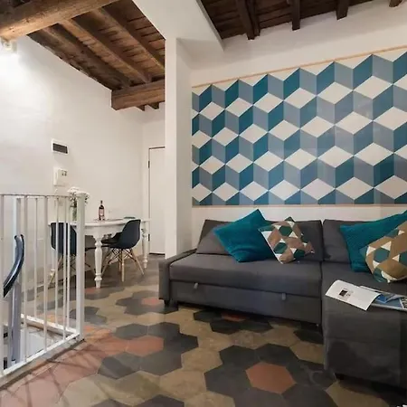 Apartman F2 - Santa Croce One Bedroom Flat 2 To 4 Guests